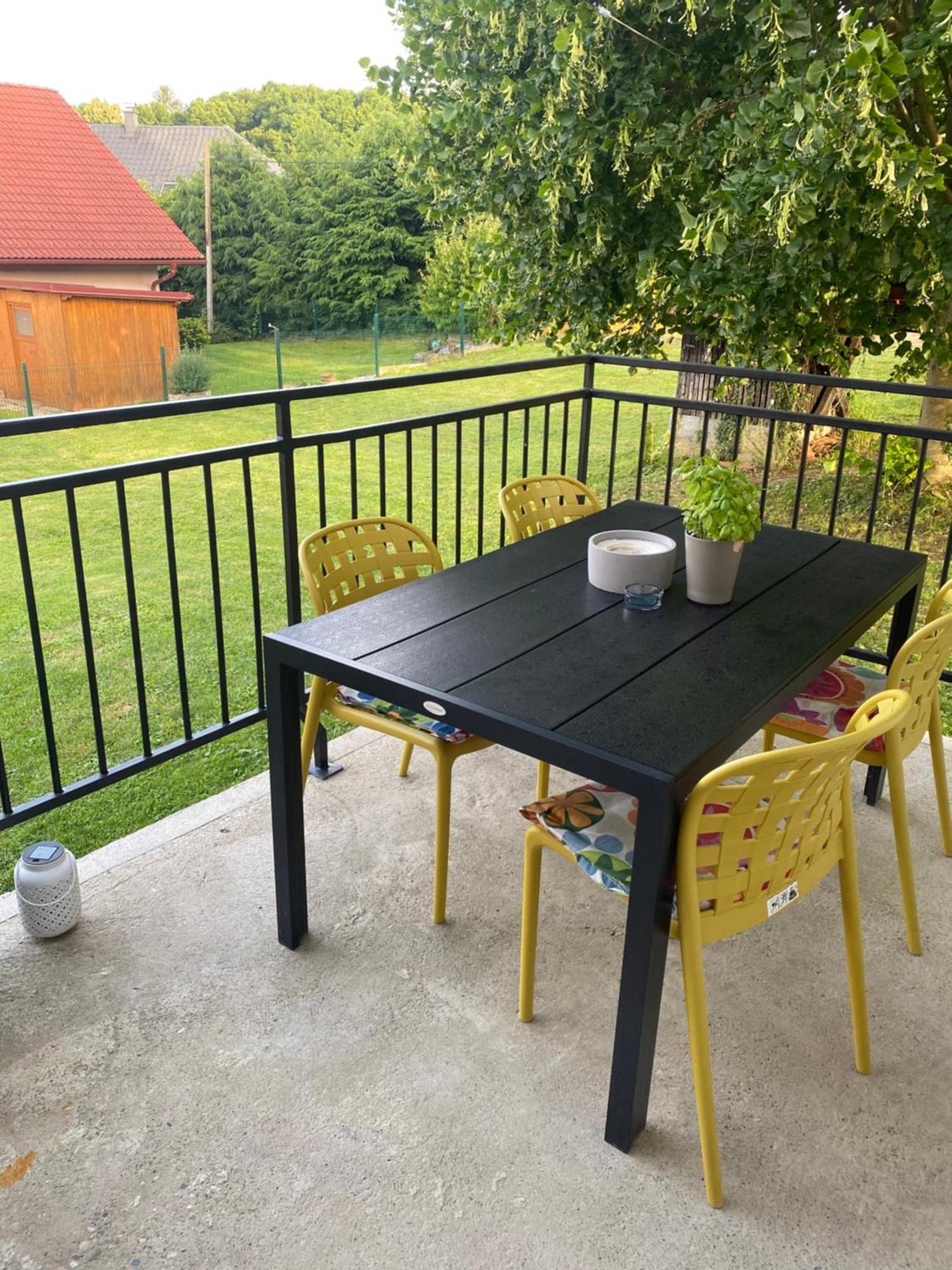 Rooms And Apartments Vili Ptuj Luaran gambar